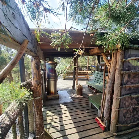 Prázdninový dům Gluba Treetop Furunala